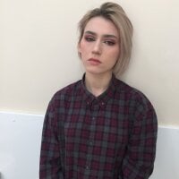 SilviaJonny's Offline Chat Room