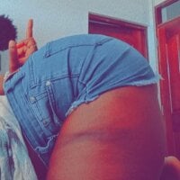 Ms_Breezy's Avatar Photo