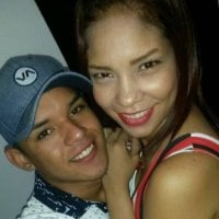 coupleperfecthotx1's Offline Chat Room