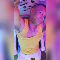 XhaseFoX webcam model