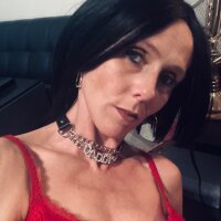 Slave4udaddy offline chatszobája