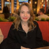 ChongBertschy webcam model