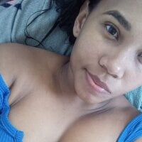 yummyhot2709 webcam