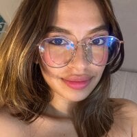 Maaickluna1