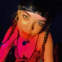 roseebudd's Offline Chat Room