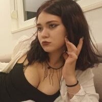 SalenaVanderhoff's Avatar Pic