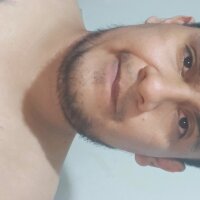 colombiano_vergon11's Offline Chat Room