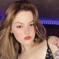 Lily_Mio's Avatar Pic