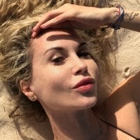 MilaAllure offline chat-rom