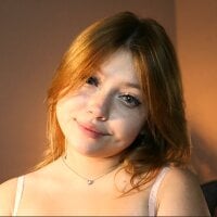 KizzieBranca webcam model