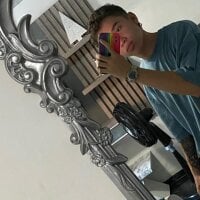 whiteboy69902 webcam