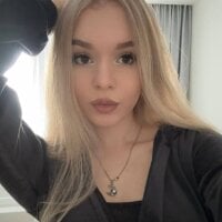CrystalXCross webcam