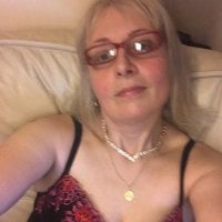 milftoplease: офлайн-чат