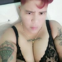 futuresexstrong's Offline Chat Room