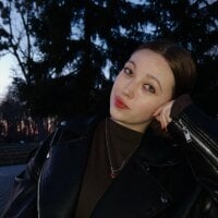 AmourLily webcam model