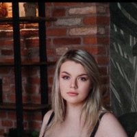 mandy_rosebud Adlı Modelin Çevrimdışı Sohbet Odası