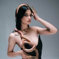 BeverlyMost webcam model