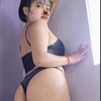 TUGATITABELLA22's Offline Chat Room