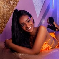 ChantalMay's Offline Chat Room