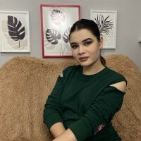 Cornelia_Weells_'s Offline Chat Room