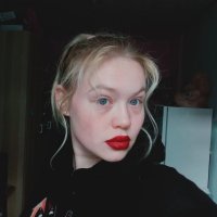 CoralinLauren's Offline Chat Room