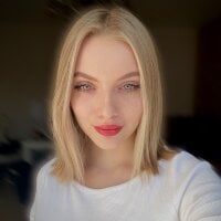 Alice_Gill's Profile Pic