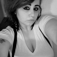 GothicGamerQueen Ruang Obrolan Offline