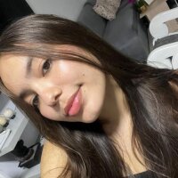 cataliinaa__'s Offline Chat Room