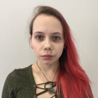 Voit_Lo Adlı Modelin Çevrimdışı Sohbet Odası