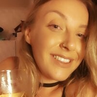 HeatherSummerzz webcam model