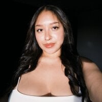 Whitneyy webcam model