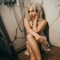 BellaStrong_ webcam model