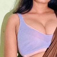 hotsoniyaa's Profile Pic