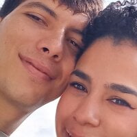 ares_and_helena অফলাইন চ্যাট রুম