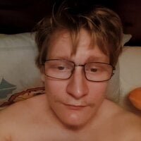 Arttuboy21 webcam