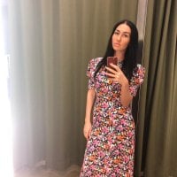 PEACH_BAKER Adlı Modelin Çevrimdışı Sohbet Odası
