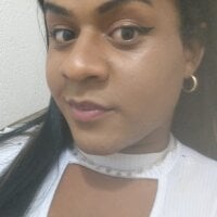 Luluzinhatrans webcam