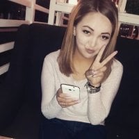 Offline chatovací místnost cuteasian1xxx