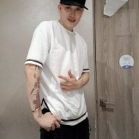 Shadowhunters_crew webcam model