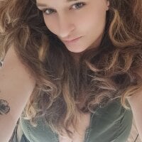 cuckolding87's Offline Chat Room