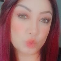 Mia-Miller_ fully nude on webcam for live porn video chat