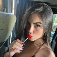 Robertitas Adlı Modelin Çevrimdışı Sohbet Odası