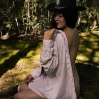 Aurora_Hotson webcam model