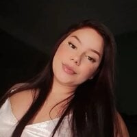 Vittoria_Leone webcam model