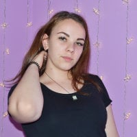 CandyDana's Offline Chat Room