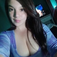 Sexy2ua webcam model