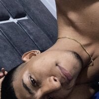 chicos__hot23