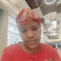 CaramelBoootie webcam model