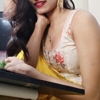 Wow-nisha webcam model