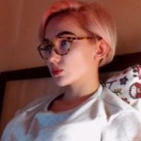 stripperella's Offline Chat Room